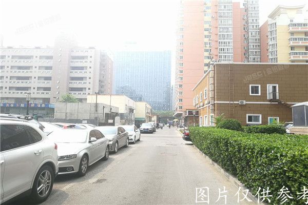 ※朝阳区   九龙花园2号楼7至8层2单元405室