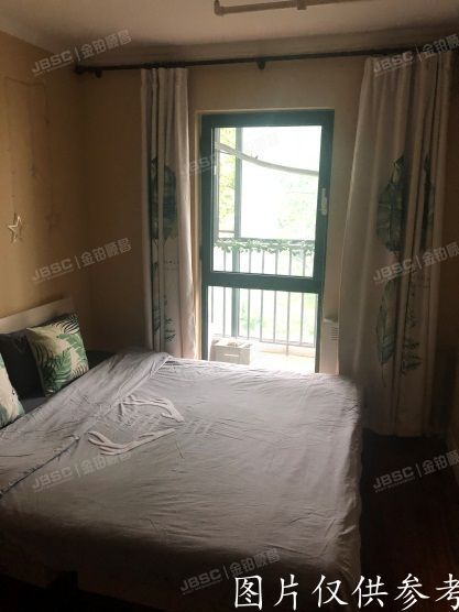 朝阳区  晨光家园326号楼5单元702号