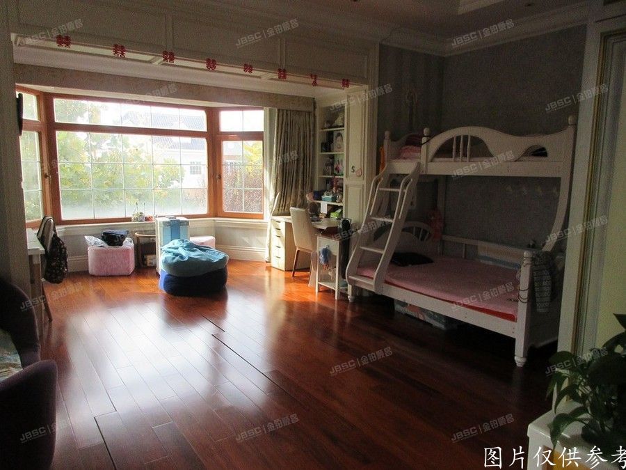 ※顺义区 康柏园三期2（莱蒙湖）2073幢-1至2层 别墅