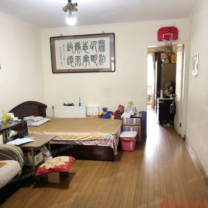 西城区 西绦胡同8号院1号楼3层3单元301（德胜世嘉）