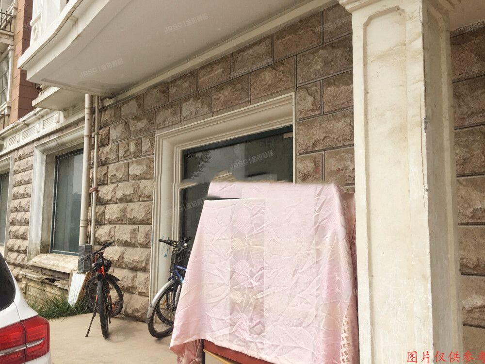 房山区 汇丰街4号院25号楼1单元1层2号（世界名园B区）