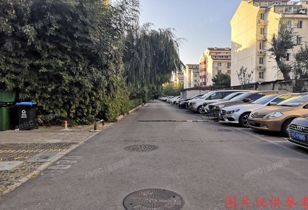 丰台区 晓月八里2号楼23层1单元2302