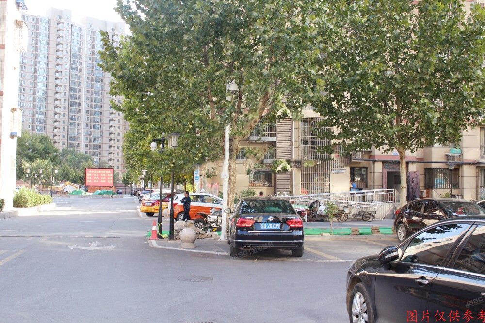 通州区 潞苑南里73号楼2层201（珠江丽景家园）