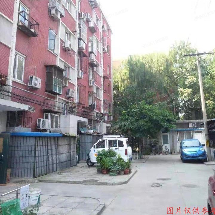 朝阳区 小黄庄前街13号院3号楼5层10单元502