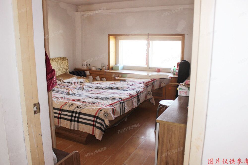 通州区 台湖镇次渠大街19号11号楼6层562（华馨园）