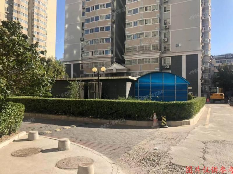 朝阳区紫东苑1号楼14至15层1402带露台