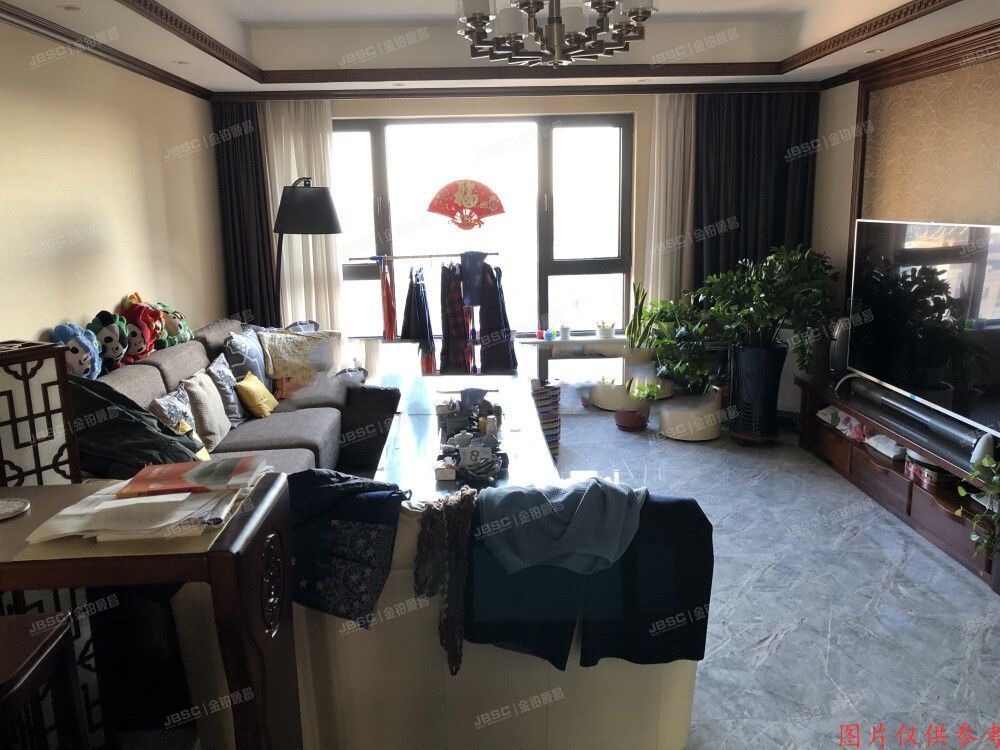 海淀区文龙家园一里7号楼15层2单元1501（世华龙樾）