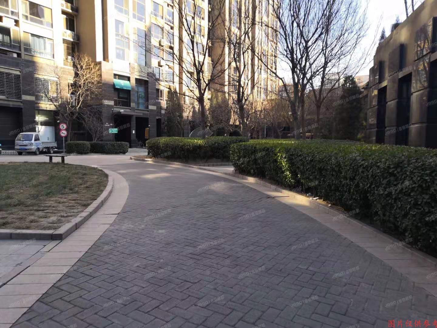 丰台区六里桥 华源四里2号楼19层A座1901（威尔夏大道）