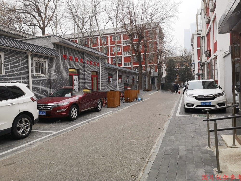 朝阳区 呼家楼北里13号楼3层西单元301-302室（呼家楼北社区）