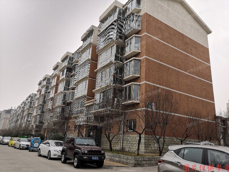 房山区 世界名园15号楼4层3单元402