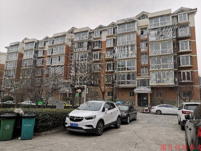 房山区 世界名园15号楼5层3单元502