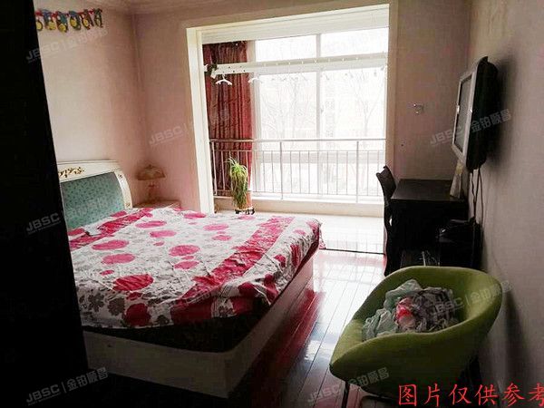 顺义区 馨港庄园三区30号楼三单元302