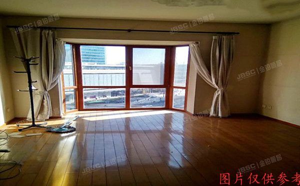 朝阳区 西大望路三号院2号楼7层M单元803（蓝堡国际公寓）