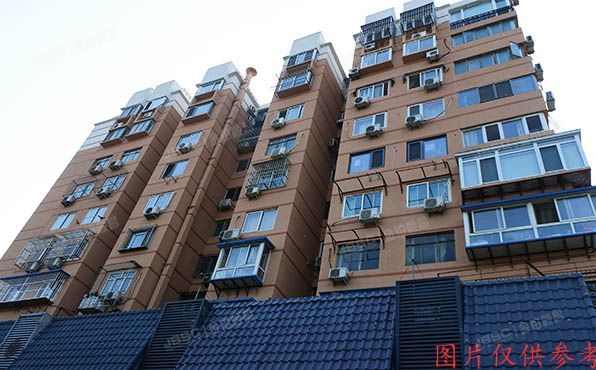 西城区冠英园西区30号楼-1层1门B01号