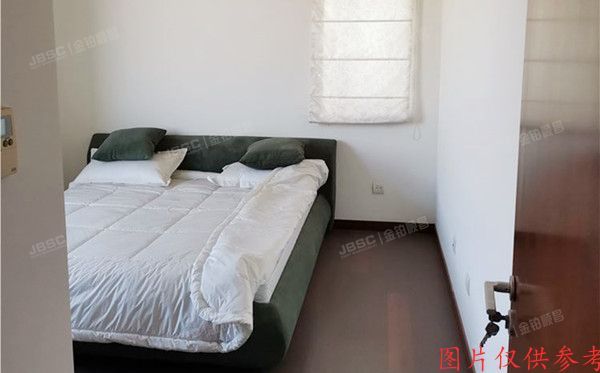 海淀区 主语家园6号楼15层2单元1702室+车位