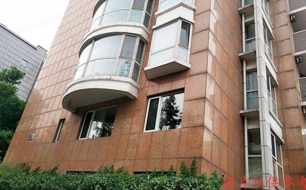 海淀区 西四环北路125号3-2-802号（汤泉逸墅）