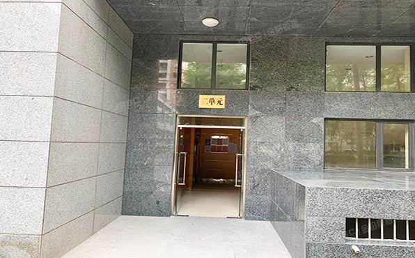 朝阳区 青年路西里5号院4号楼2层2单元201（润枫水尚）