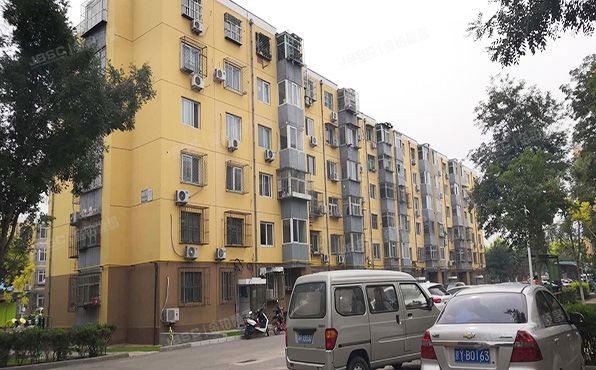 大兴区 椿蓉园三里9号楼1单元602