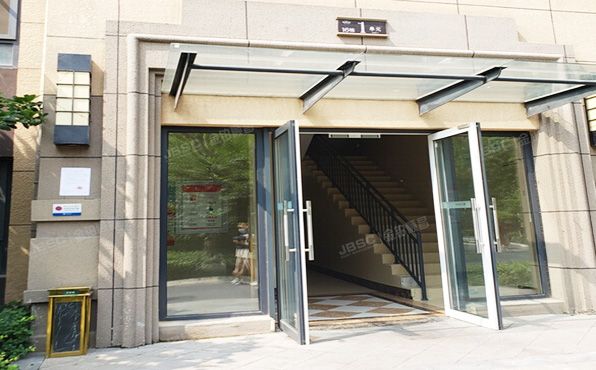 房山区   月华南大街16号院16号楼2层1单元202（蓝光星华海悦城）