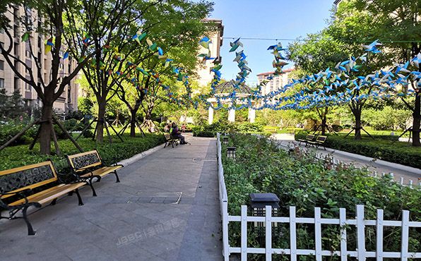 房山区   月华南大街16号院16号楼2层1单元202（蓝光星华海悦城）