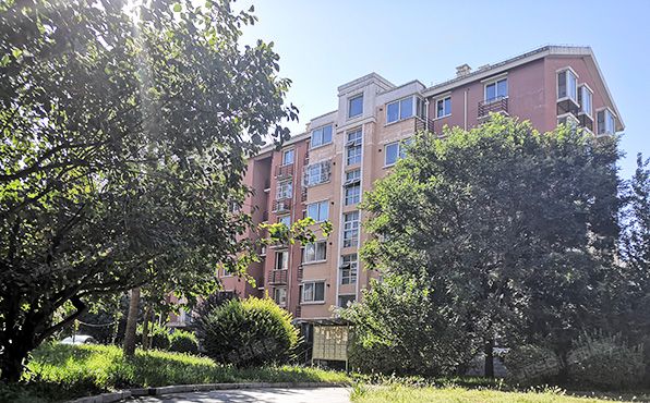 房山区 汇丰街4号院10号6层1单元601（世界名园）