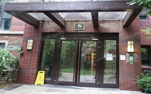 海淀区  马连洼竹园26号楼1层3单元1038（亿城西山华府龙园）