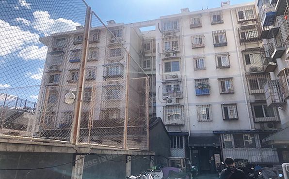 东城区 南竹杆胡同10号楼4层2单元401号（朝内小区）