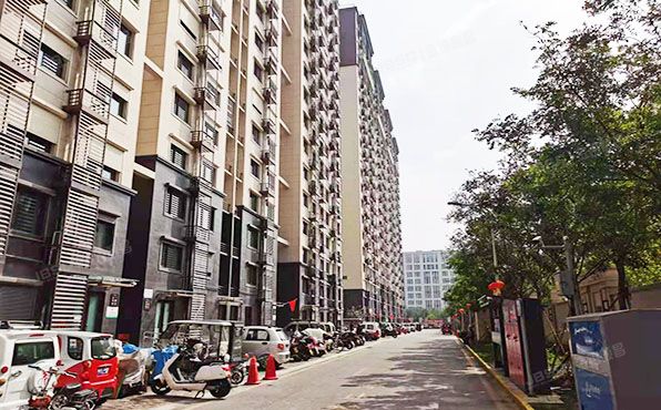 大兴区   瀛裕街2号院1号楼5层3单元506号（首开龙湖天琅）