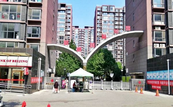 通州区 梨园西里32号楼17层1单元2202号（新通国际花园）