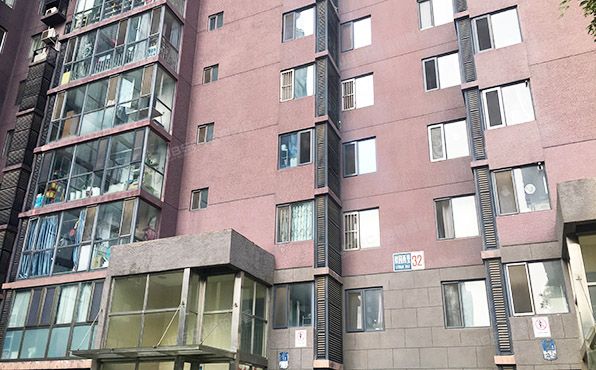 通州区 梨园西里32号楼17层1单元2202号（新通国际花园）