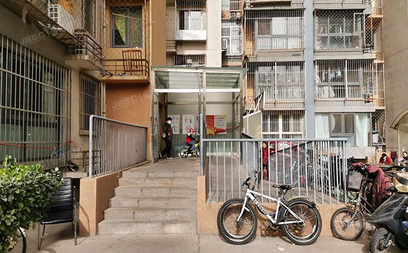 丰台区   三路居18号院4号楼24层2402号（金都苑）