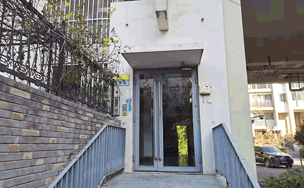 朝阳区 朝阳北路万象新天家园407号楼3层3-302号（万象新天家园四区）