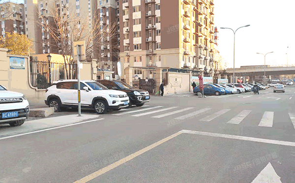 密云区 铁西路6号院10号楼1层1单元101（华远澜悦）