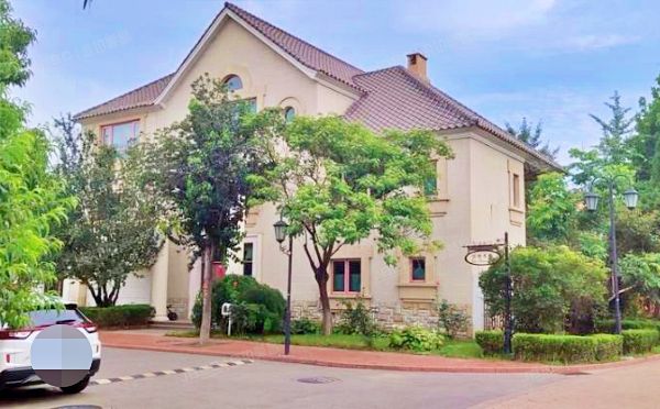 顺义区 丽高花园丽榆东路30号B2-12幢1至3层（丽高王府）独栋别墅