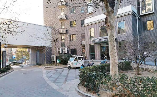 朝阳区  世纪东方嘉园210楼2层201（世纪东方嘉园）