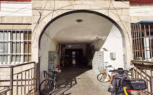 朝阳区 双花园南里一区7号楼22层2204号