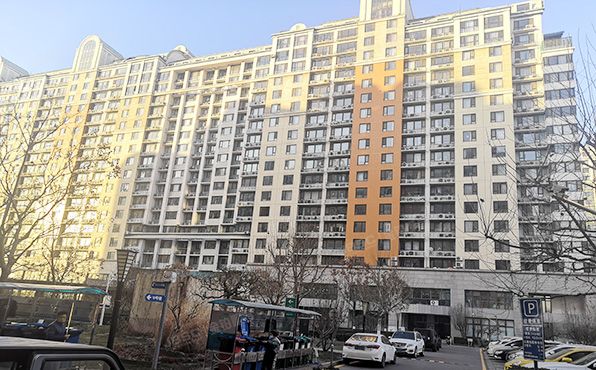 丰台区 草桥欣园四区10号楼7层3单元702号（草桥欣园四区）