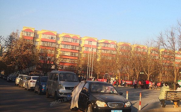 通州区 西潞苑20号楼261号（西潞苑小区）