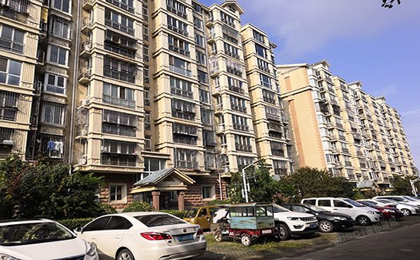 房山区 汇丰街3号院2号7层4单元702（世界名园）