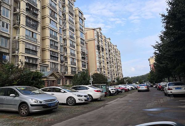 房山区 汇丰街3号院2号7层4单元702（世界名园）