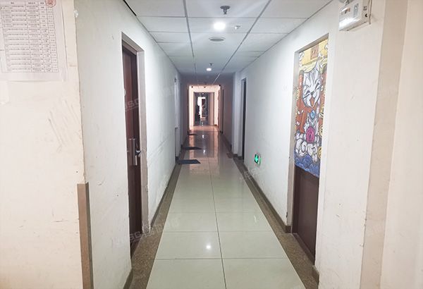 东城区 张自忠路10号3层1-3037号（华人一品大厦）办公