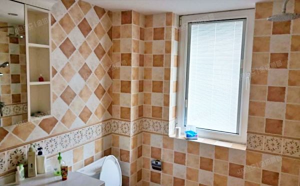 密云区 滨河路12号院2号楼1层5单元102（鸿泽园）