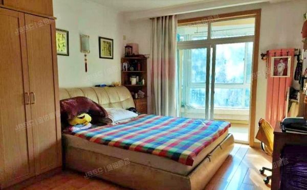 通州区 五里店西路6号7号楼3层732（新华联锦园）