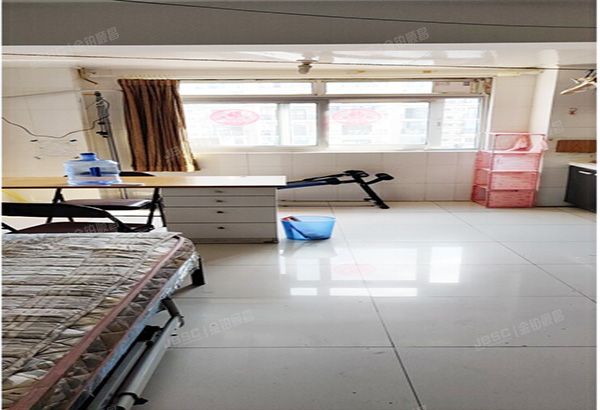 丰台区 骏景园北区2号楼18层1-1809（珠江骏景）