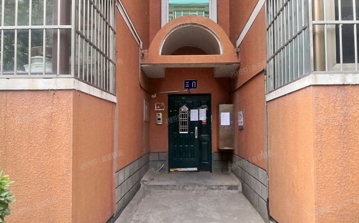 顺义区 馨港庄园三区26号楼1层三单元102（馨港庄园三区）