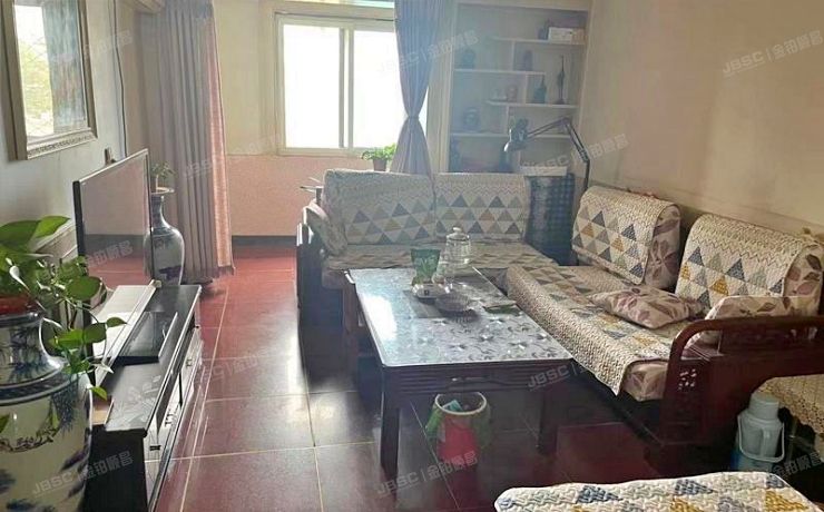 房山区 良乡拱辰北大街36号楼4层1-401（蚕种场小区）