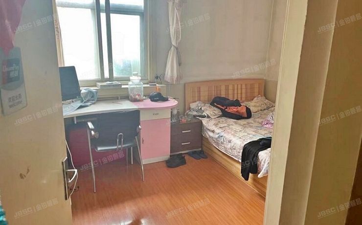 房山区 良乡拱辰北大街36号楼4层1-401（蚕种场小区）