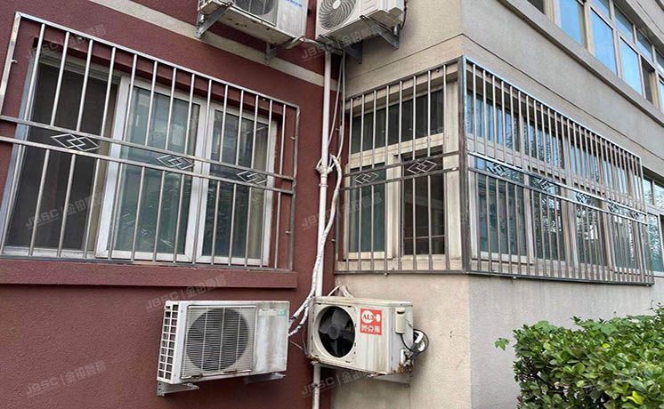 昌平区 回龙观镇二拨子村南（北京市八一农机学校）2号楼1层1单元111（北京农职院家属楼）房改房