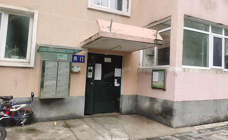 顺义区 马坡花园15号楼4层四单元402（马坡花园）