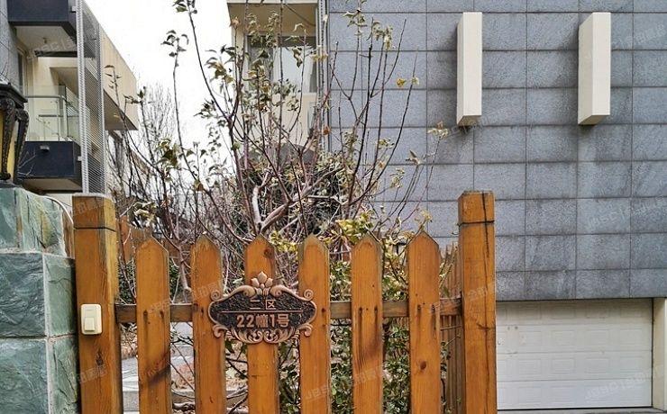 顺义区 澳景园二区22号楼-1至3层01（澳景园）别墅